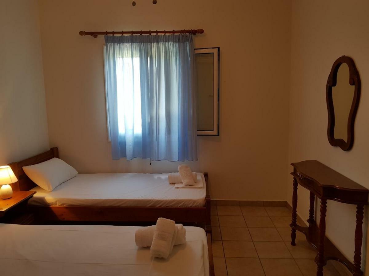 Dionysia Rooms Lefkáda Esterno foto